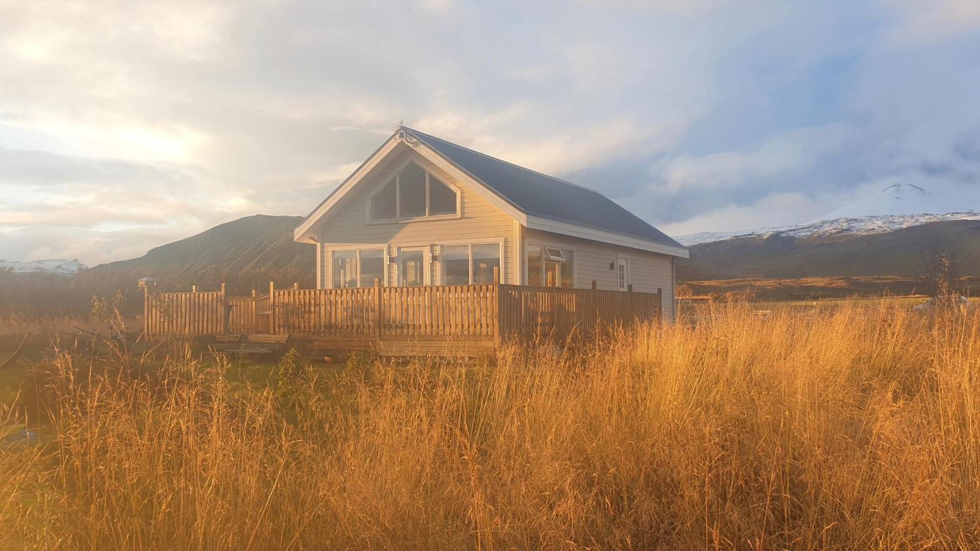 Mithhraun - Lava Resort Midhraun Экстерьер фото